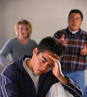 boy with parents